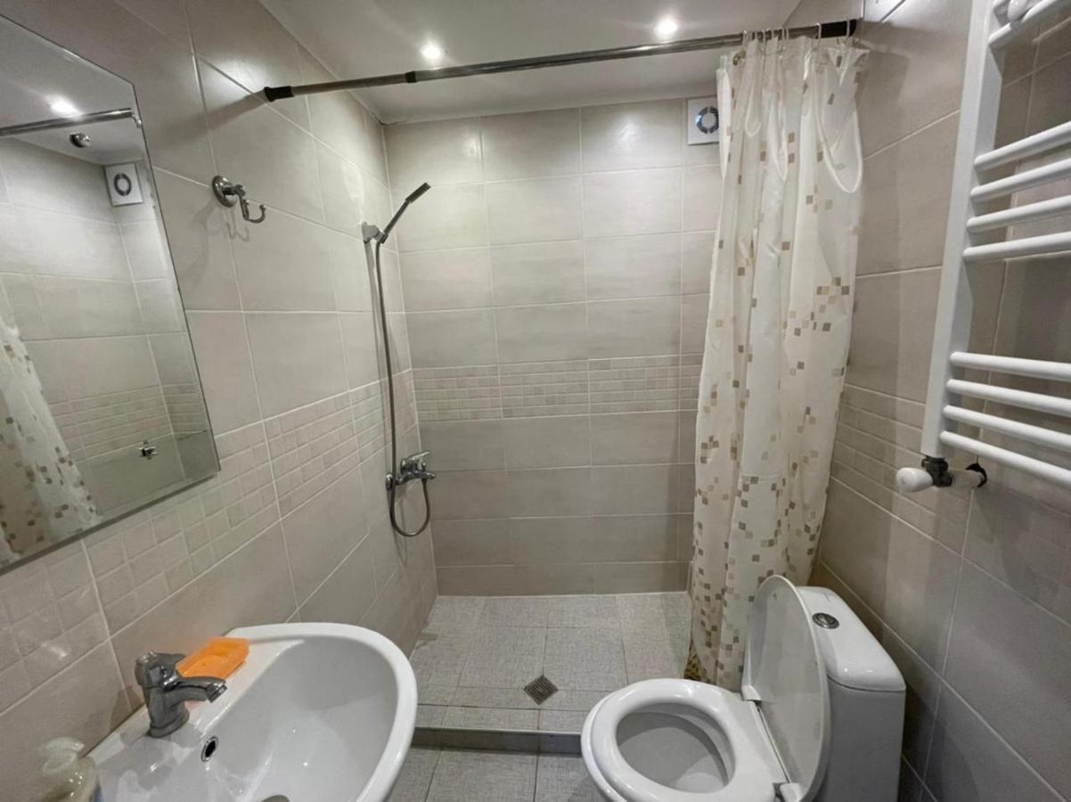 Georgian Guest House On Asatiani Tbiliszi Kültér fotó