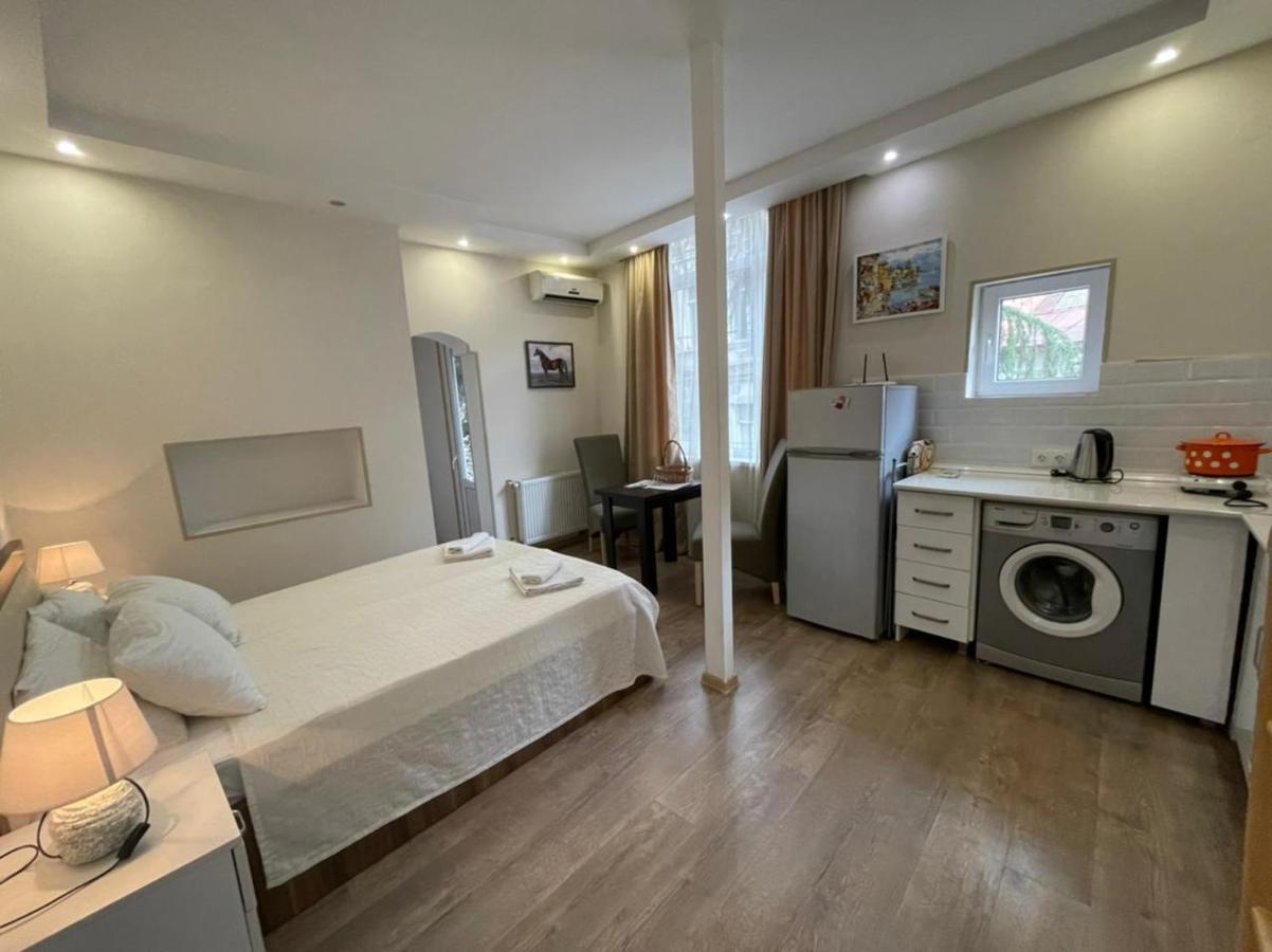 Georgian Guest House On Asatiani Tbiliszi Kültér fotó