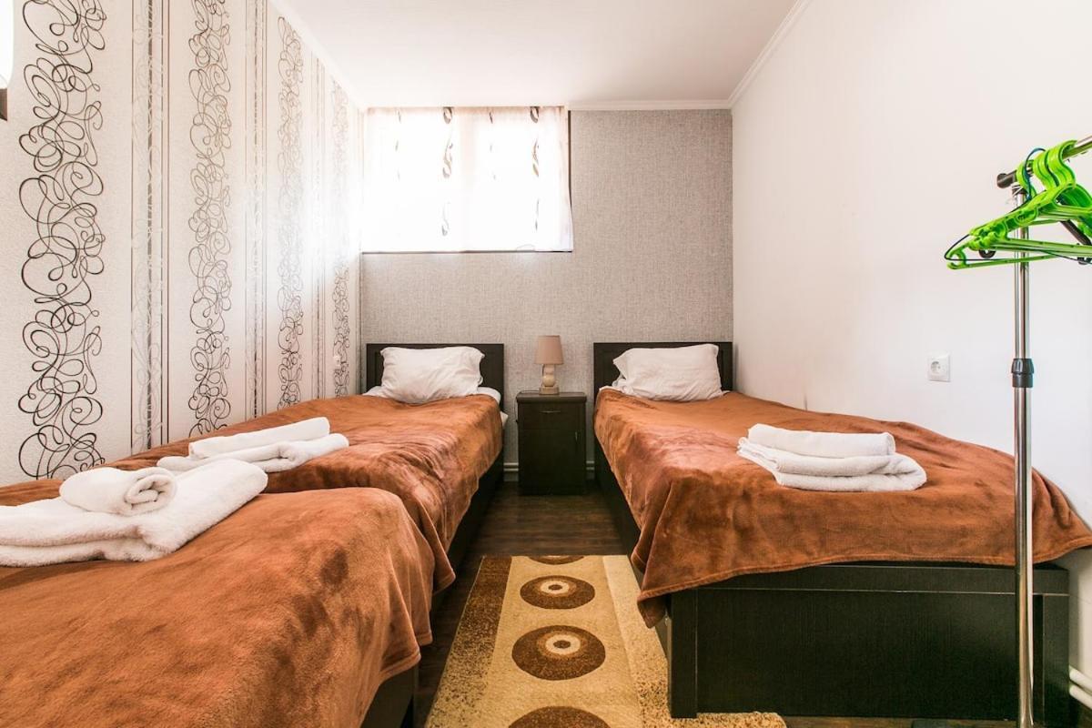 Georgian Guest House On Asatiani Tbiliszi Kültér fotó