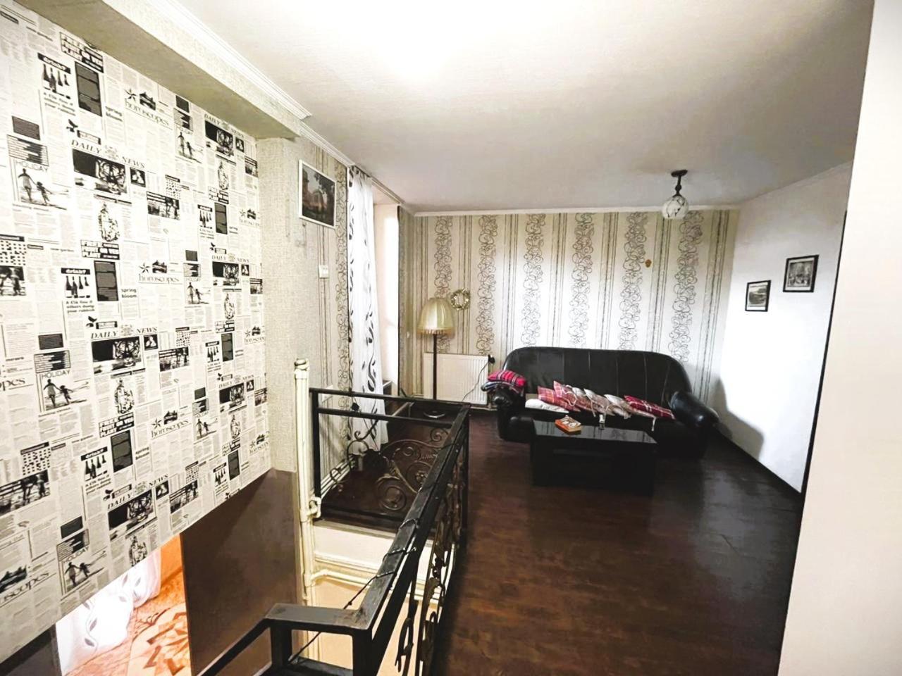 Georgian Guest House On Asatiani Tbiliszi Kültér fotó