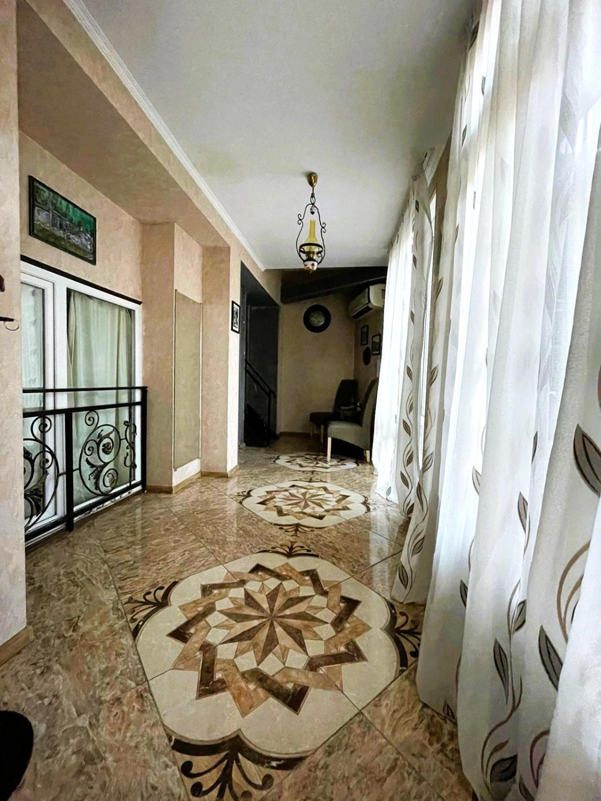 Georgian Guest House On Asatiani Tbiliszi Kültér fotó
